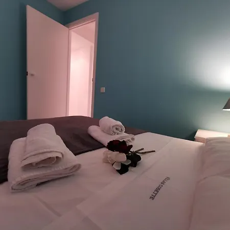 Cosette Apto Rosa Con Vistas Al Mar Y Wifi En Playa De Aro - Es-209-34 *